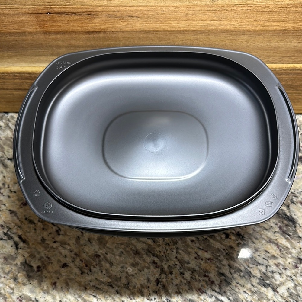 Tupperware Black Container - Picture 4 of 4